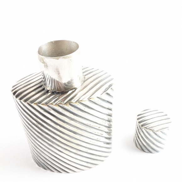 Antique Henry Wilkinson Co Silver Plate Flask Perfume Bottle - Picture 5 of 7